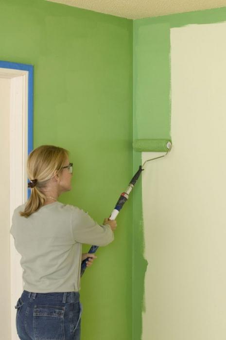 Hvordan male væggene med vandbaseret maling?
