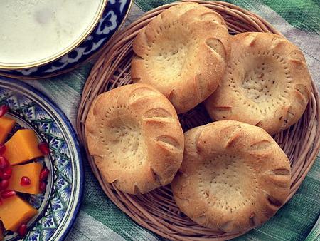 Usbekiske kager uden gær: Kog i ovnen