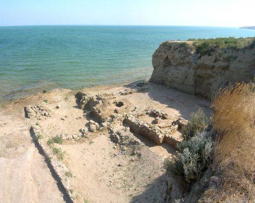 Tuzla spytte i Kerch Strait: beskrivelse, hvile